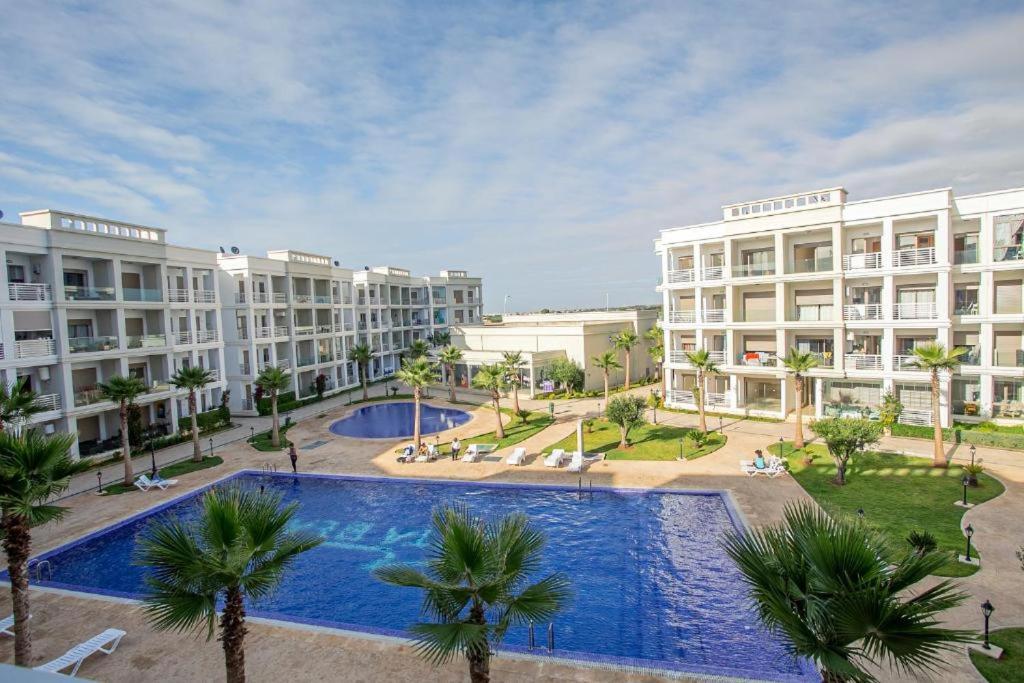 Superbe Appart En Avec Piscine-bouznika Apartment *